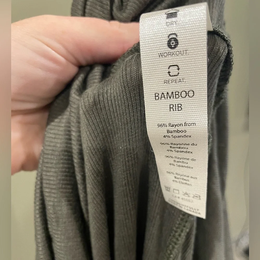 Tonic Active / Amsonia bamboo green long sleeve with cowl hood size small - Picture 6 of 8